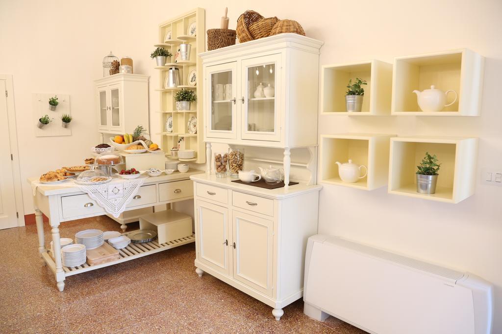 Bed and Breakfast Palazzo Bignami Лечче Екстер'єр фото