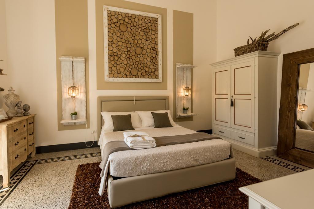 Bed and Breakfast Palazzo Bignami Лечче Екстер'єр фото