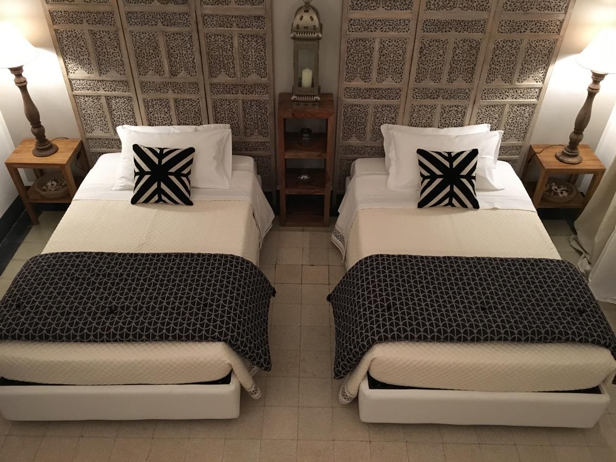 Bed and Breakfast Palazzo Bignami Лечче Екстер'єр фото