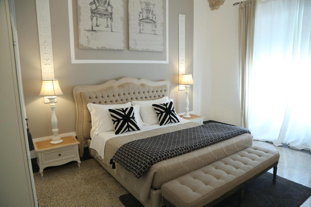 Bed and Breakfast Palazzo Bignami Лечче Екстер'єр фото