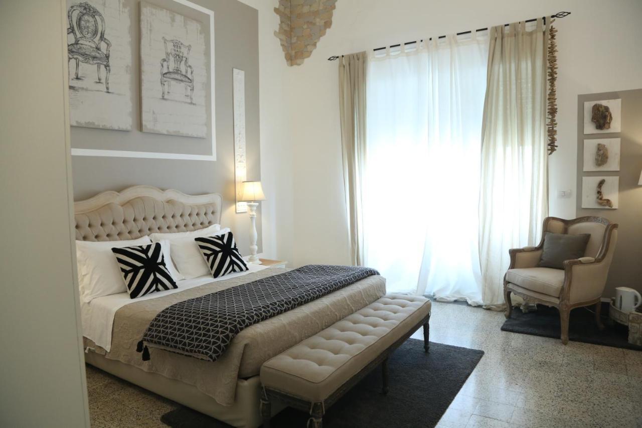 Bed and Breakfast Palazzo Bignami Лечче Екстер'єр фото