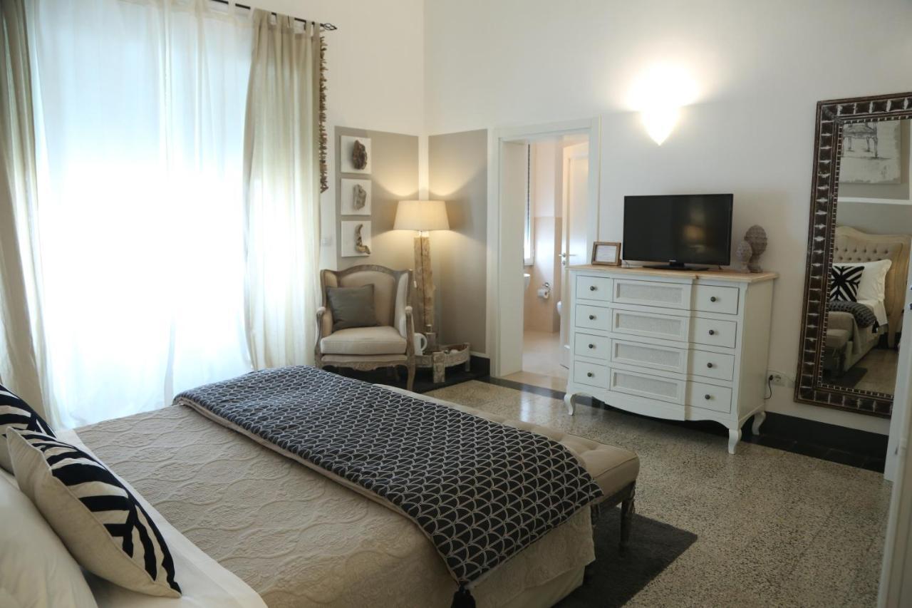 Bed and Breakfast Palazzo Bignami Лечче Екстер'єр фото