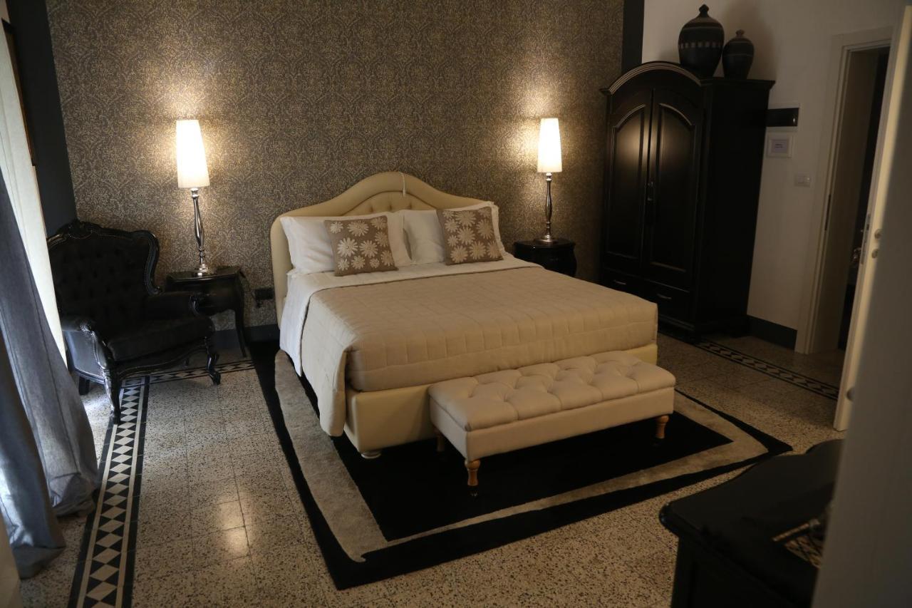 Bed and Breakfast Palazzo Bignami Лечче Екстер'єр фото