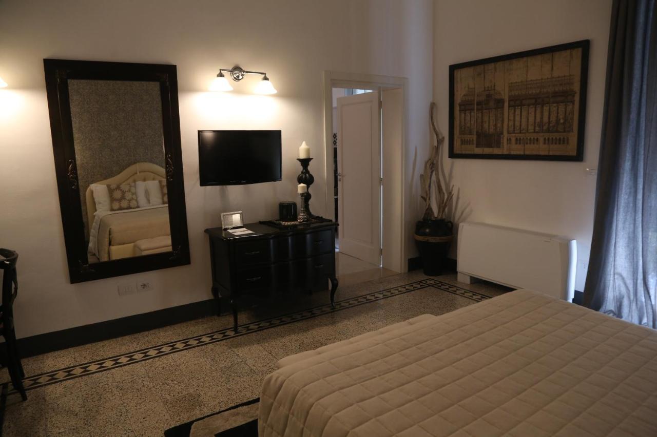 Bed and Breakfast Palazzo Bignami Лечче Екстер'єр фото
