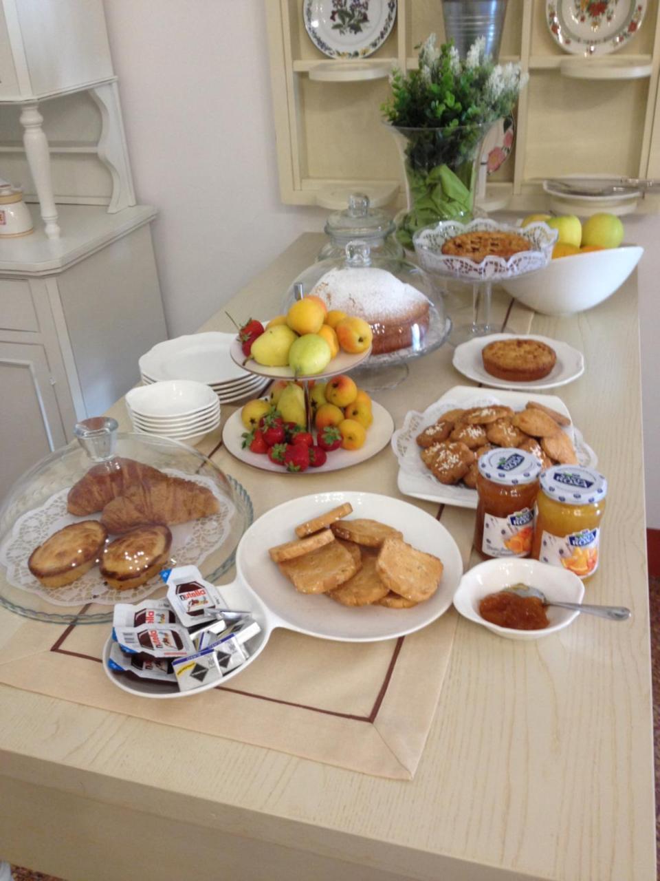 Bed and Breakfast Palazzo Bignami Лечче Екстер'єр фото